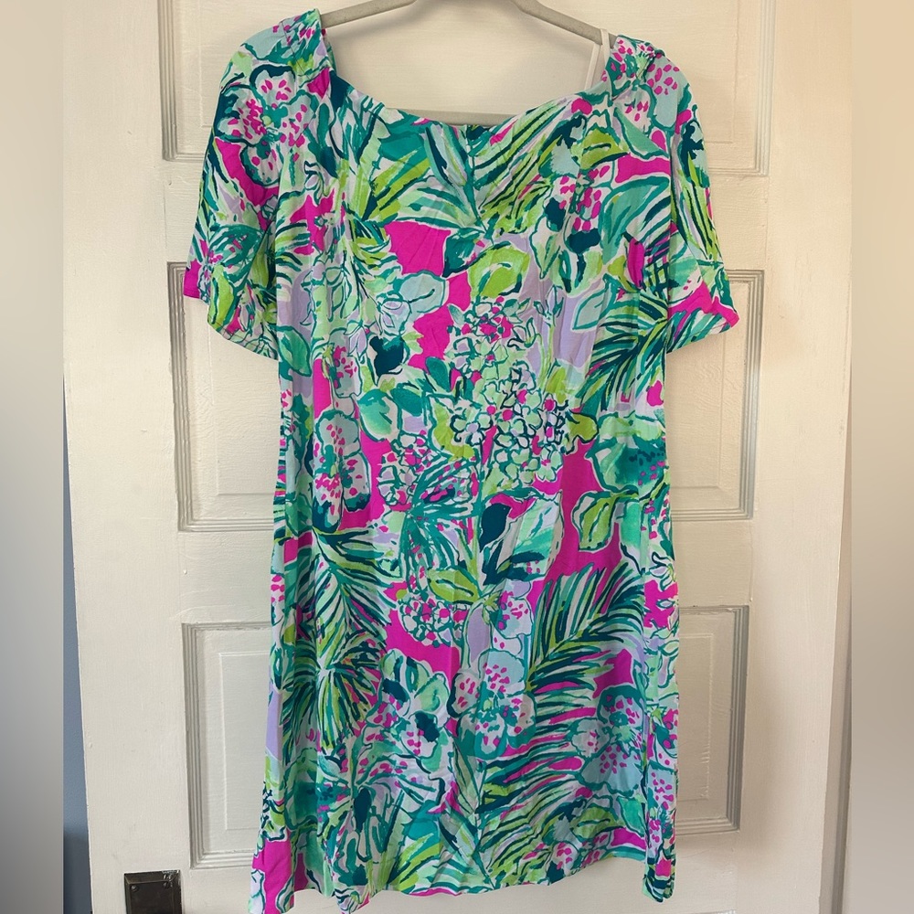 NWOT LILLY PULITZER size large off the shoulder dress